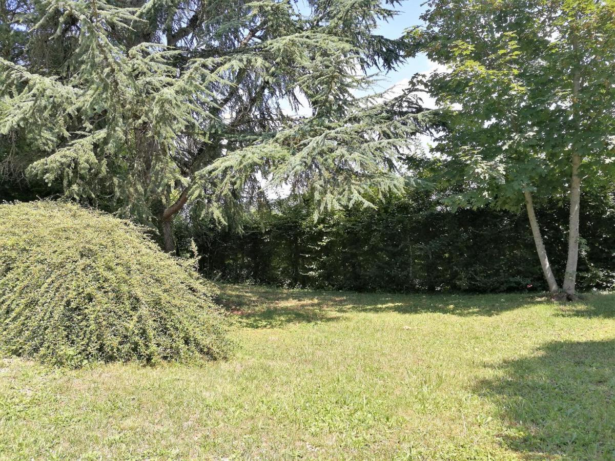 Douceur En Campagne Apartamento Espalion Exterior foto